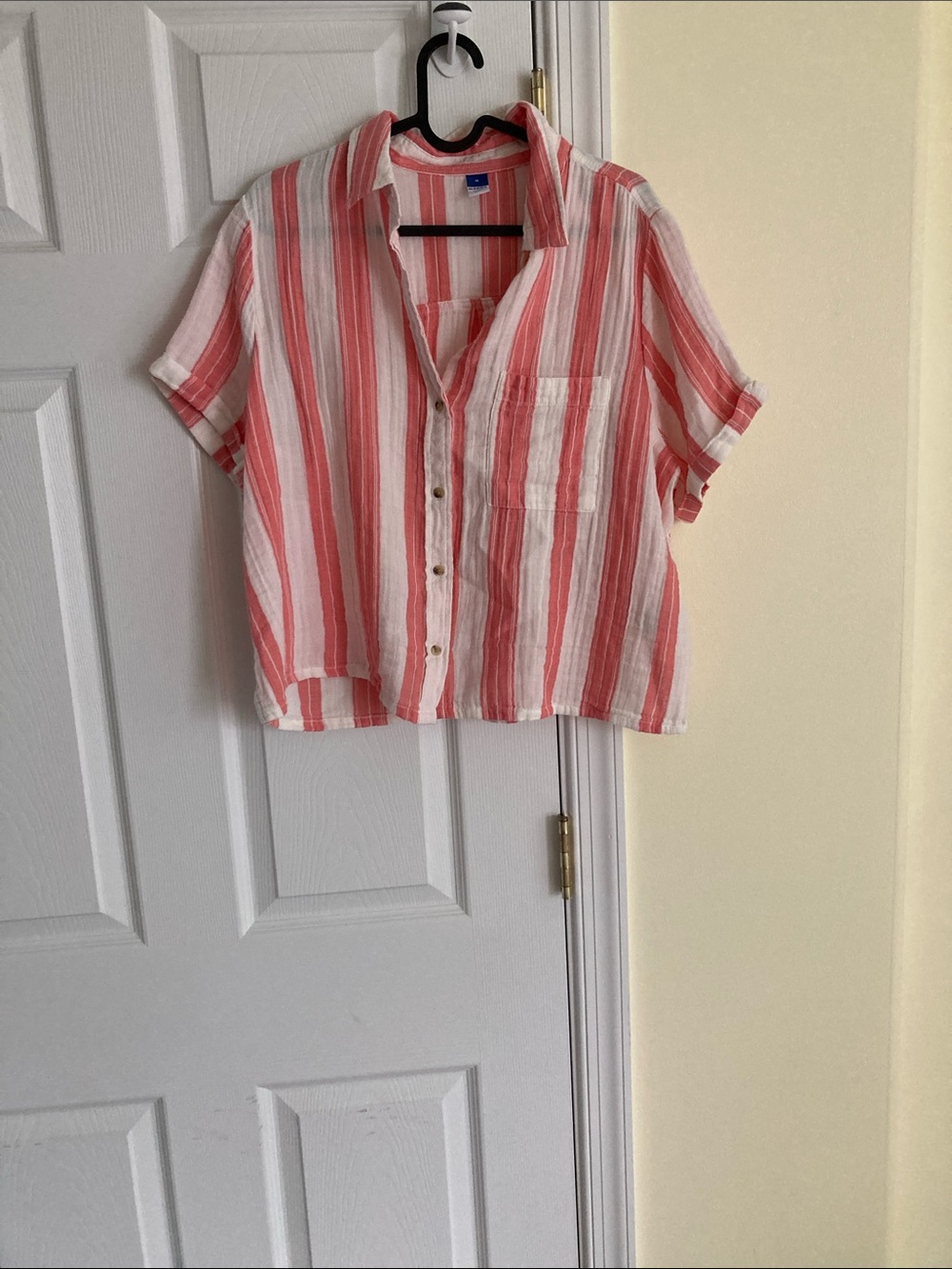 Old Navy Button Down Shirt